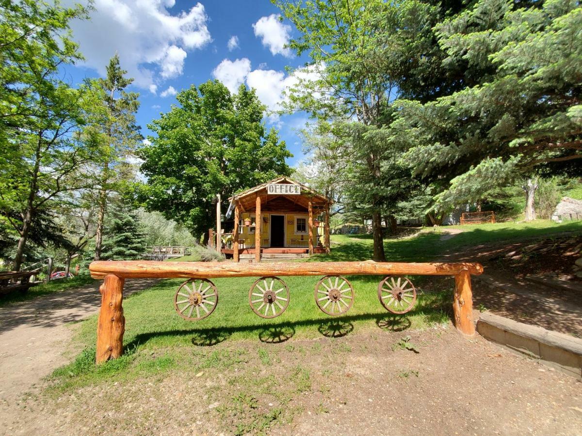 Bristol Cabins Lava Hot Springs Εξωτερικό φωτογραφία