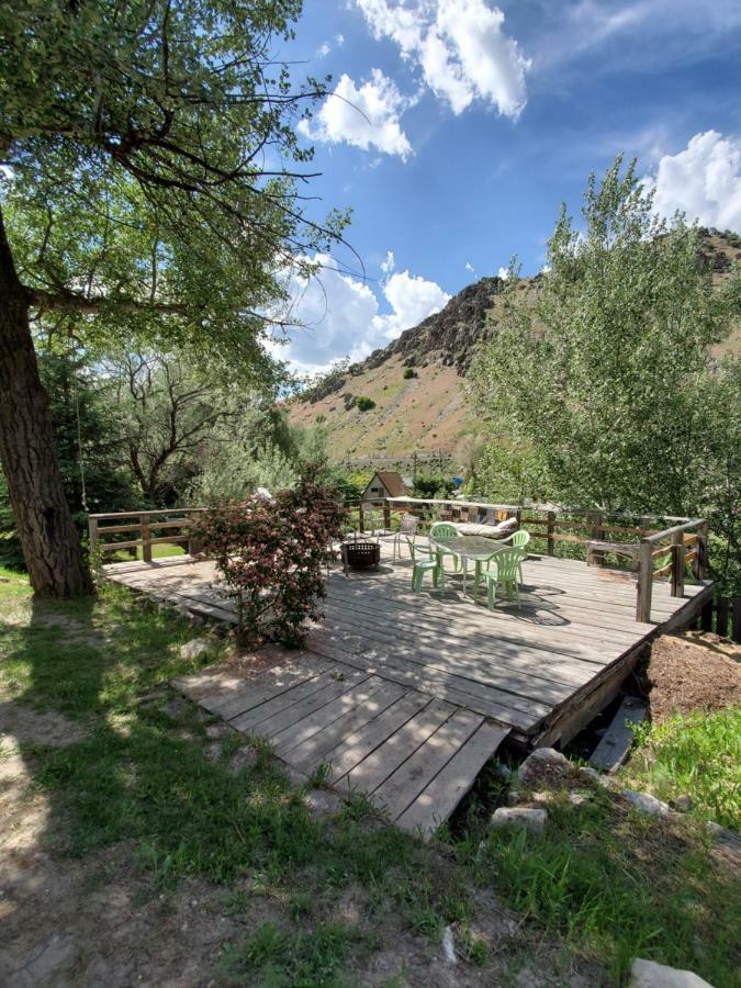 Bristol Cabins Lava Hot Springs Εξωτερικό φωτογραφία