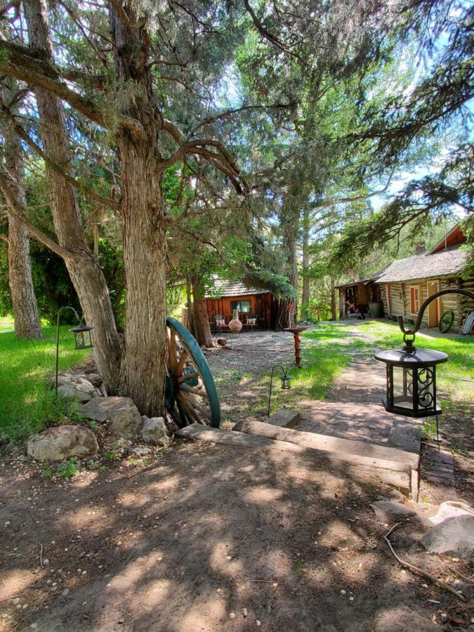 Bristol Cabins Lava Hot Springs Εξωτερικό φωτογραφία